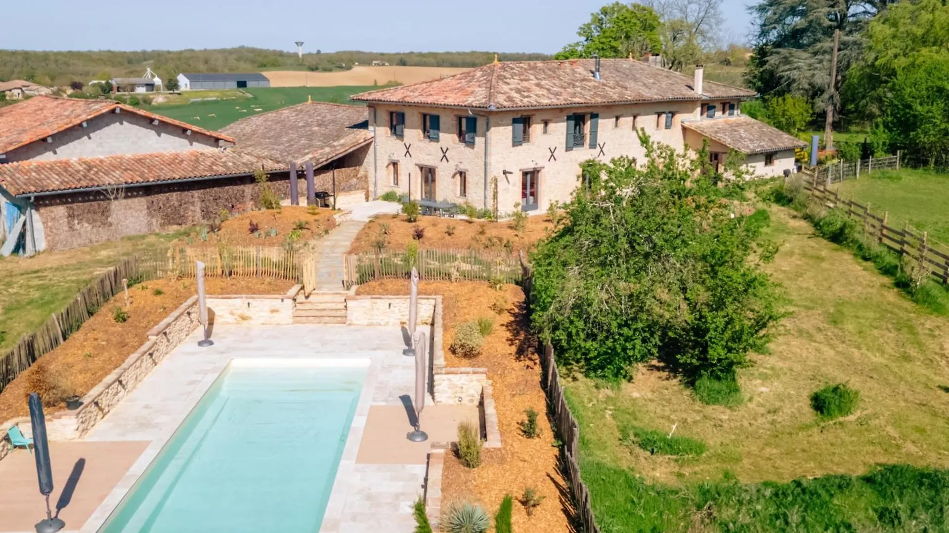 Le Rivalou - Chambres D'Hotes - Grazac - Tarn Bed & Breakfast