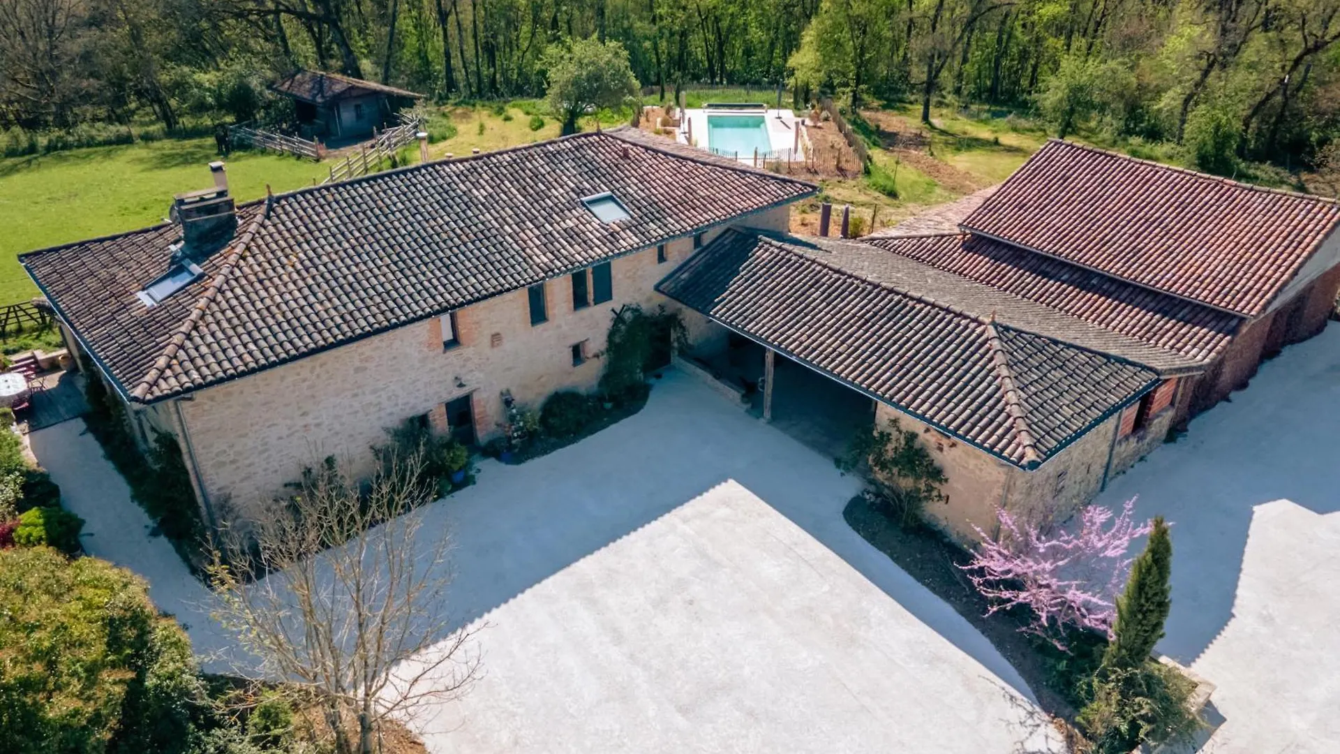 Le Rivalou - Chambres D'Hotes - Grazac - Tarn